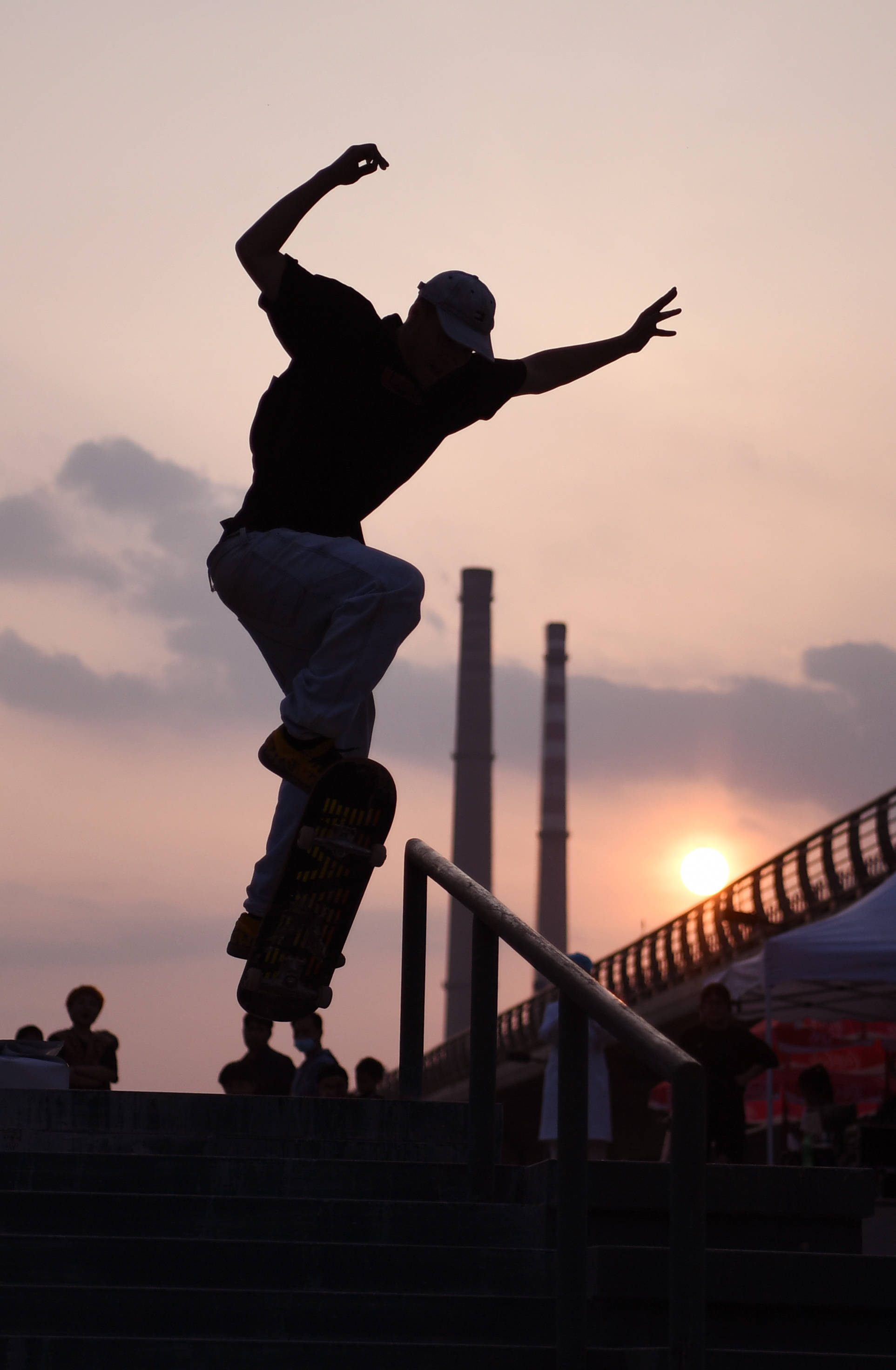 米兰体育APP网页版-极限滑板赛：街头风格的极限挑战的简单介绍