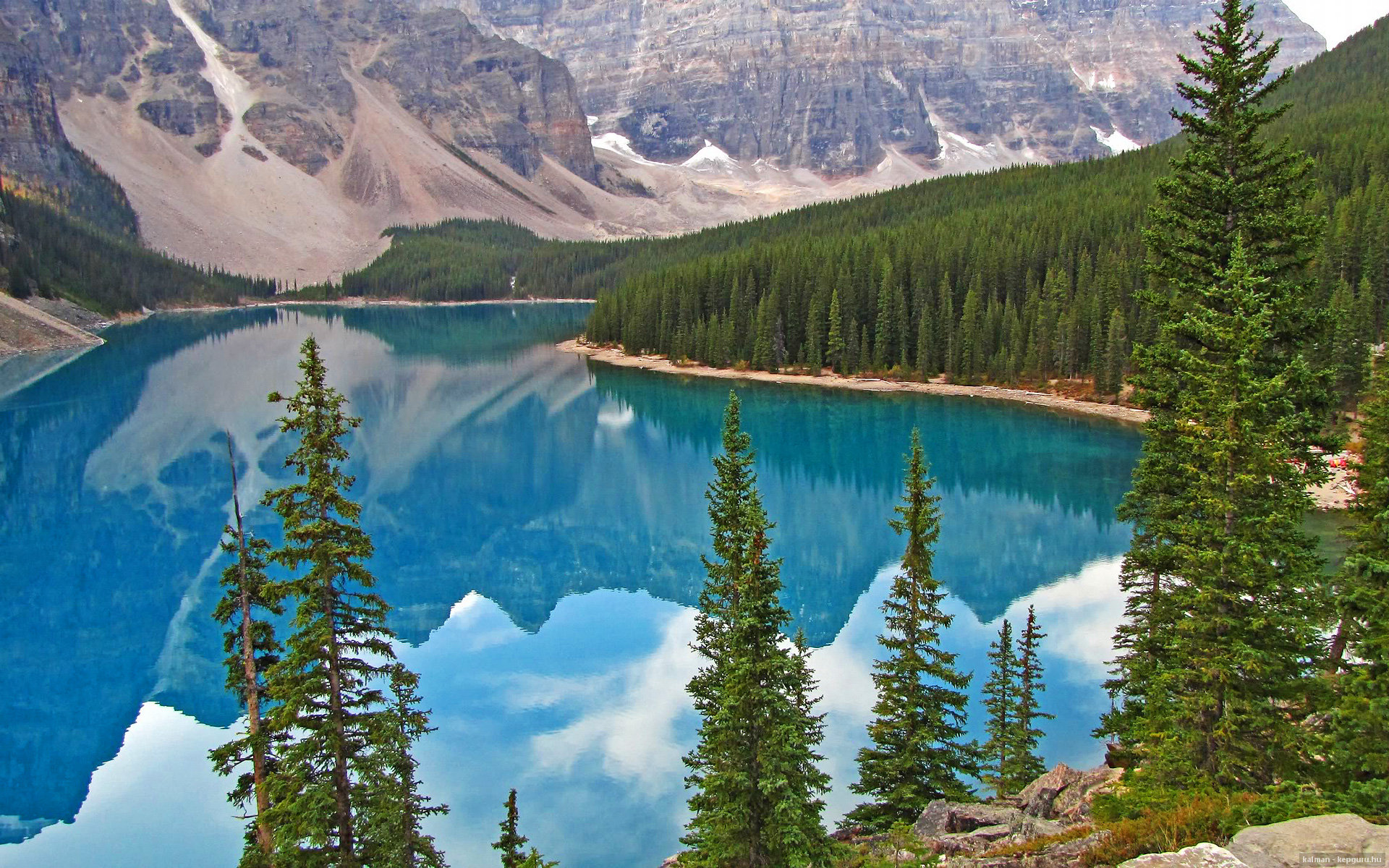 米兰体育网-切尔西主帅兰帕德不满裁判判罚，遭遇罚款，切尔西队长兰帕德