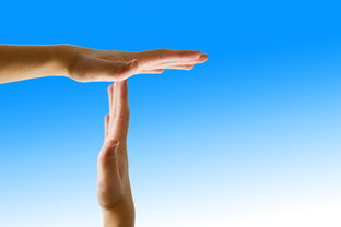 米兰体育官方入口-外线压力下谁还能保持手感稳定