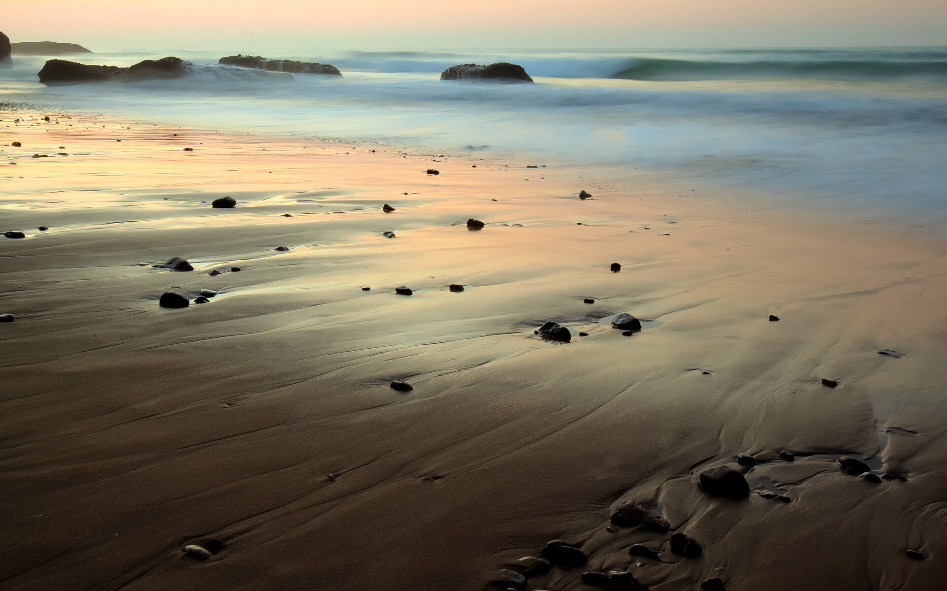 ac米兰体育官网-莫伊：全黑队的“动力源泉”，以强大的个人力量为球队提供稳定支持